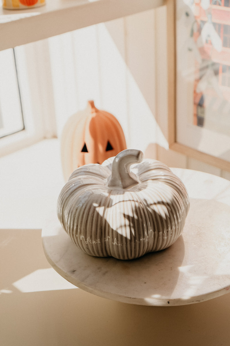 Jayne Rustic Ribbed Pumpkin Halloween Autumn - 3 sizes
