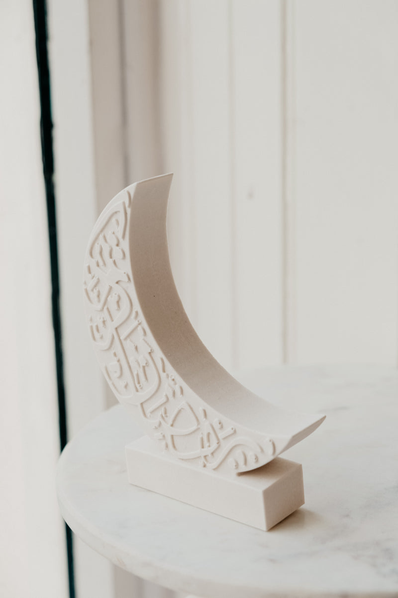 Eid /Ramadan Crescent Moon Arabic Calligraphy Concrete Ornament