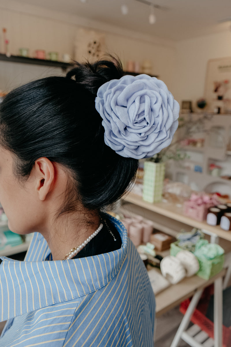 Alysa Light Denim Blue Rose Claw Clip
