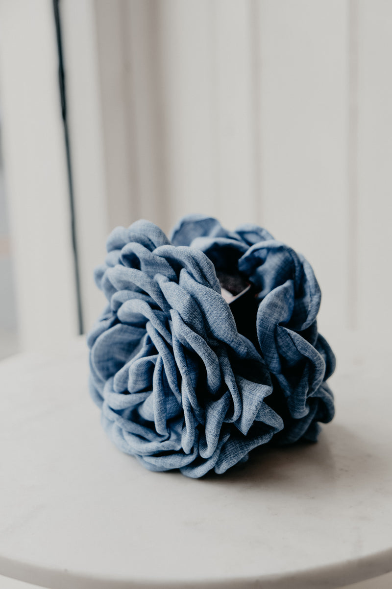 Alysa Dark Denim Blue Rose Claw Clip