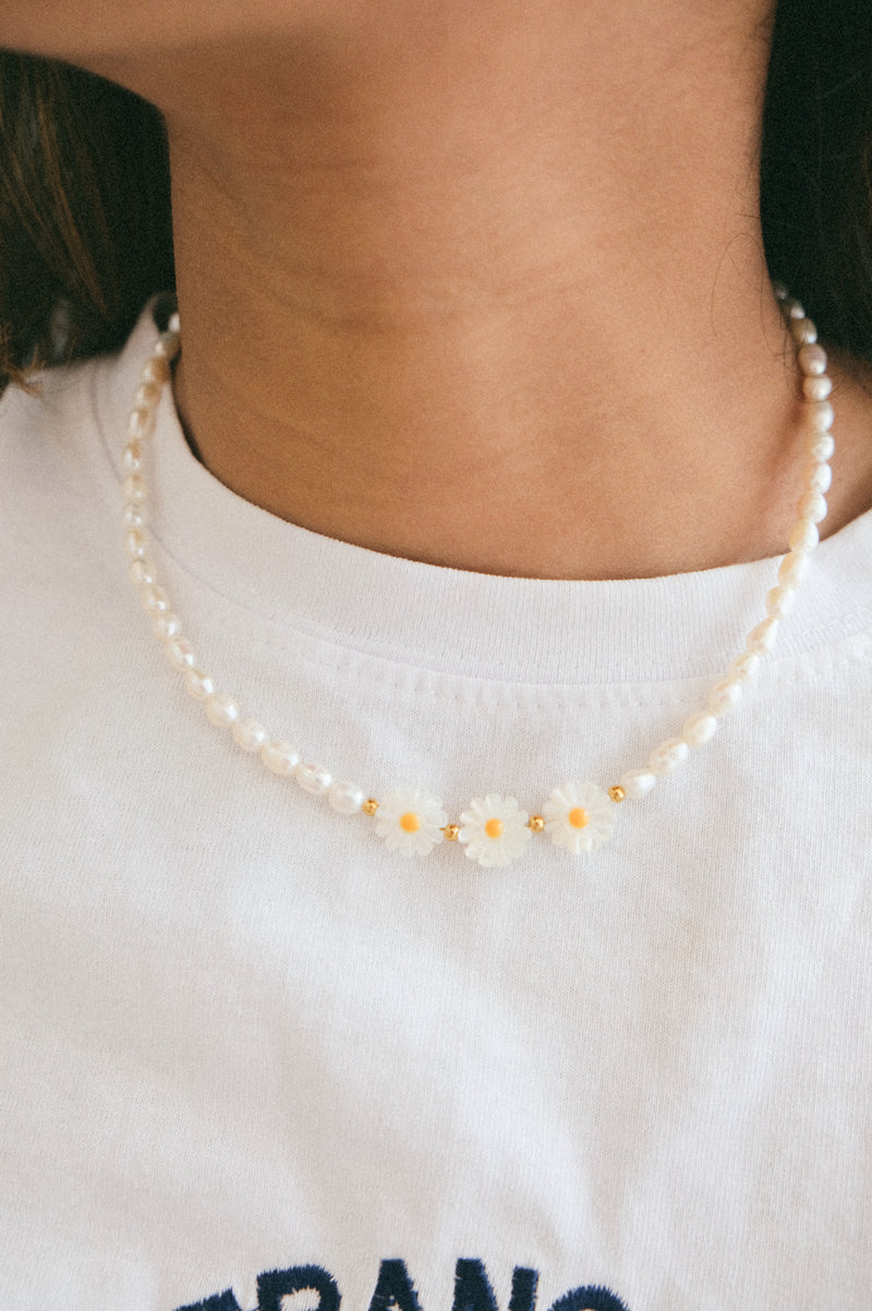 Kyle Sun Flower Pearl Beaded Necklace and Bracelet Set