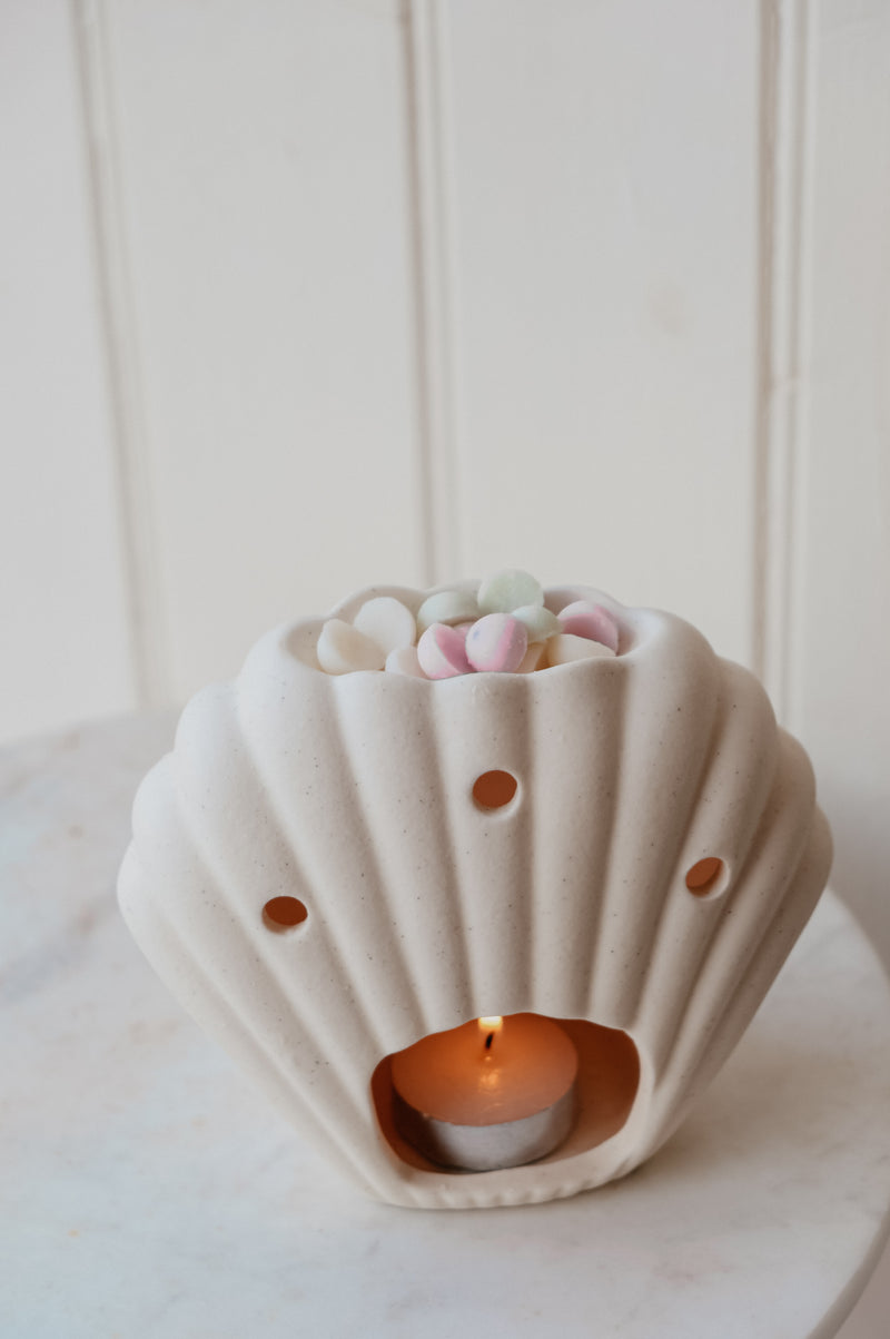 Fern Shell Cream Speckle Wax Melt Oil Burner