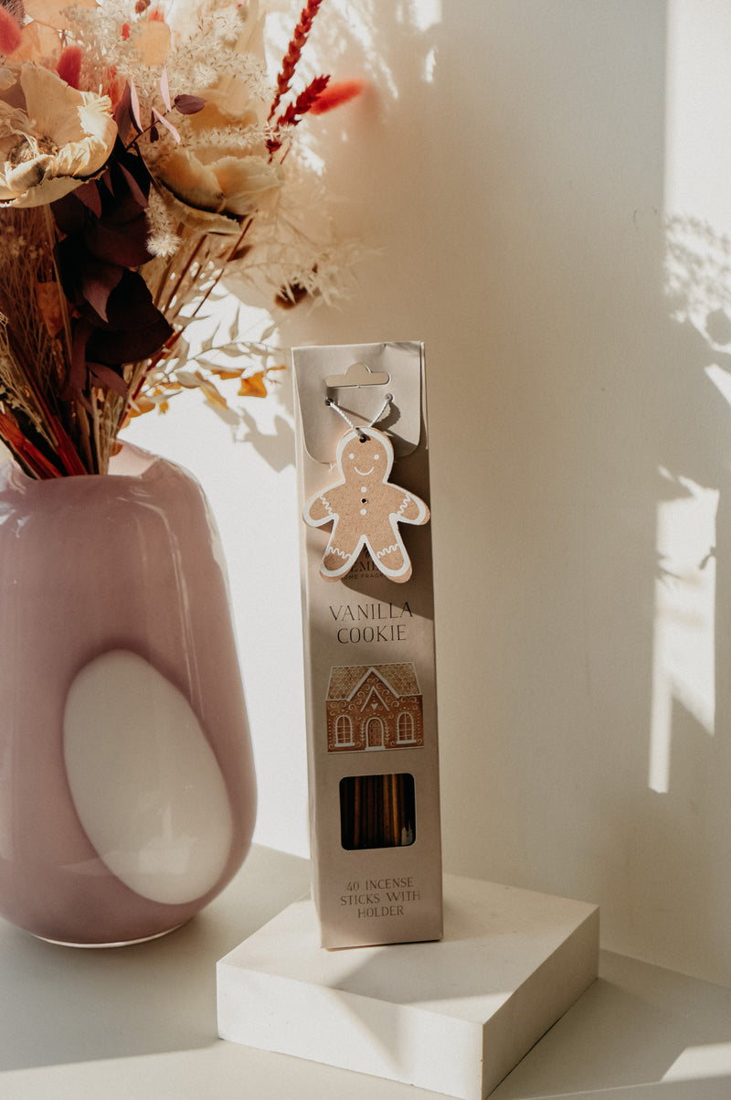 Vanilla Cookie Christmas Incense Sticks with Gingerbread Holder