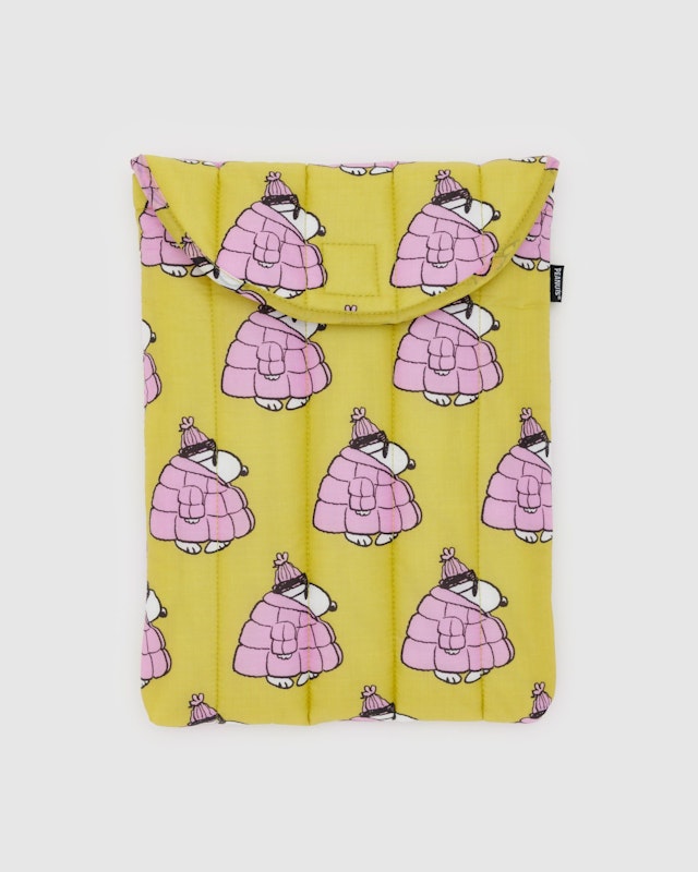 Baggu Peanuts Snoopy Puffy Jacket Laptop Sleeve 2 sizes available Ajouter