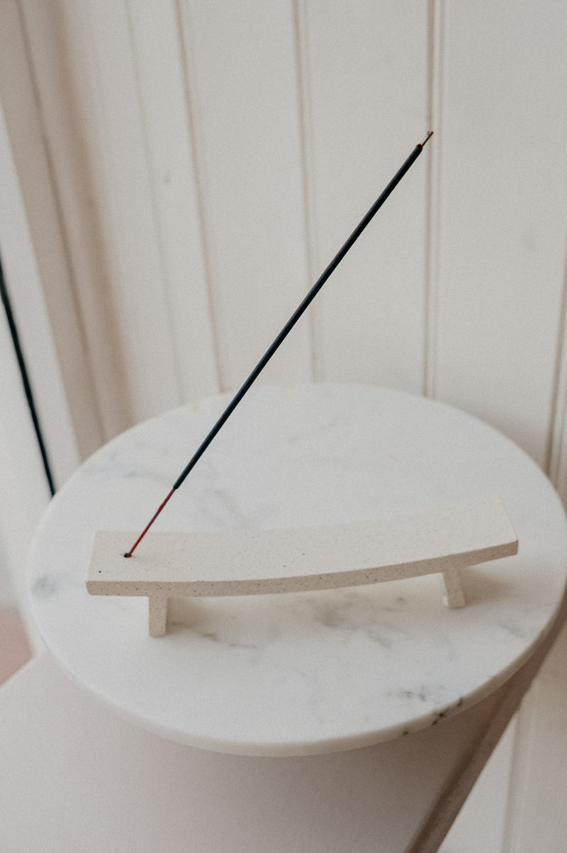 Mindie Cream Speckle Incense Stick Holder